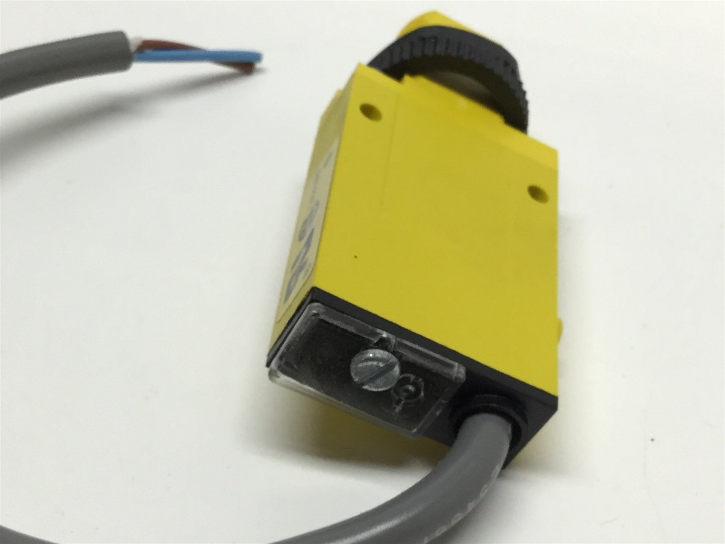 Used Banner SM2A312F Mini-Beam Fiber Optic Sensor Amplifier Infrared 880nm 24-240VAC
