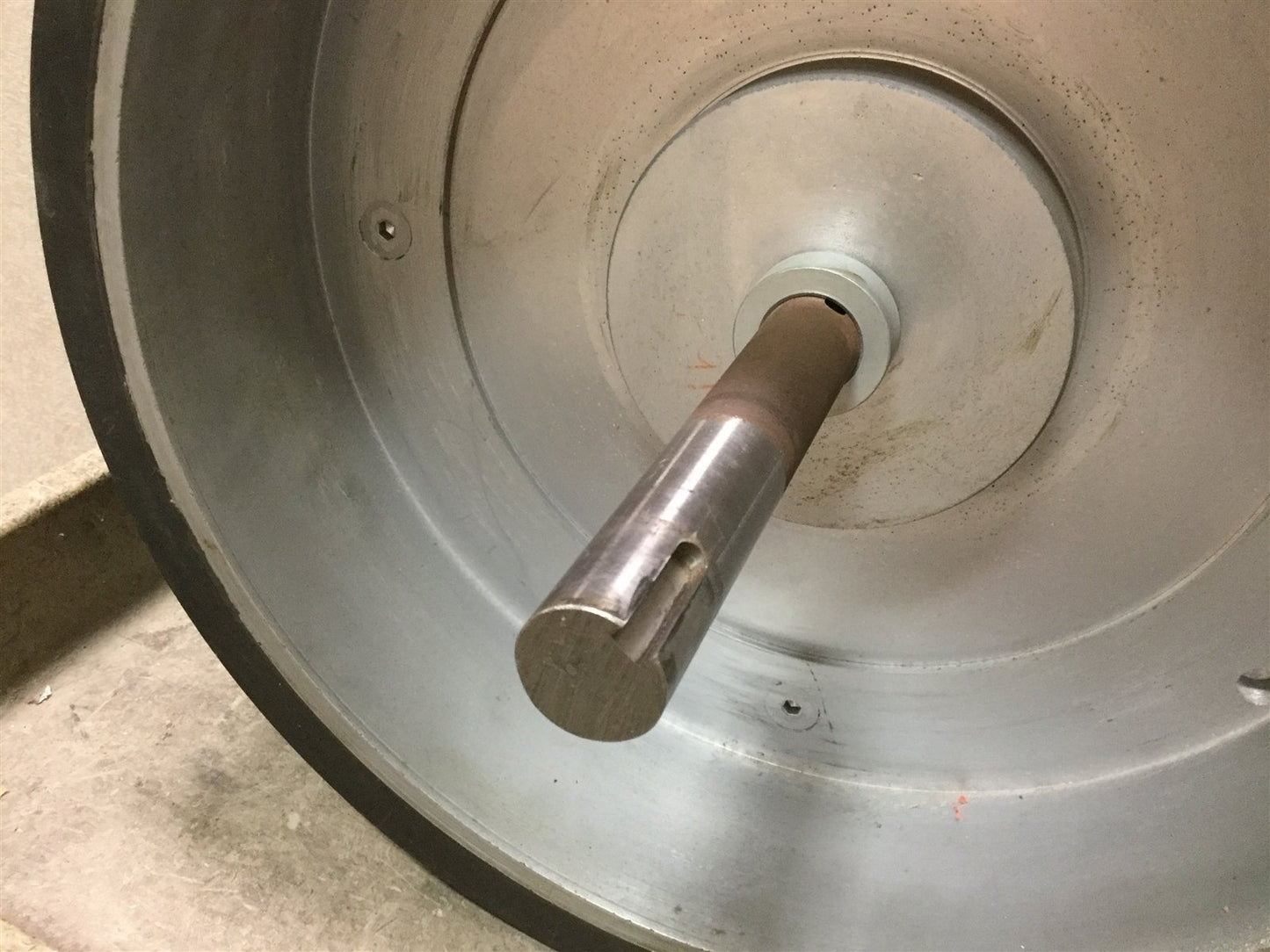 Used Rubber Roller, Dimensions: 8" Wide x 16" Diameter, Shaft Diameter: 1"