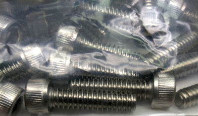 New Lot of 100 73439 SS Socket Cap Bolt, 10-24 Thread, 3/4" Long, 5/32" Drive