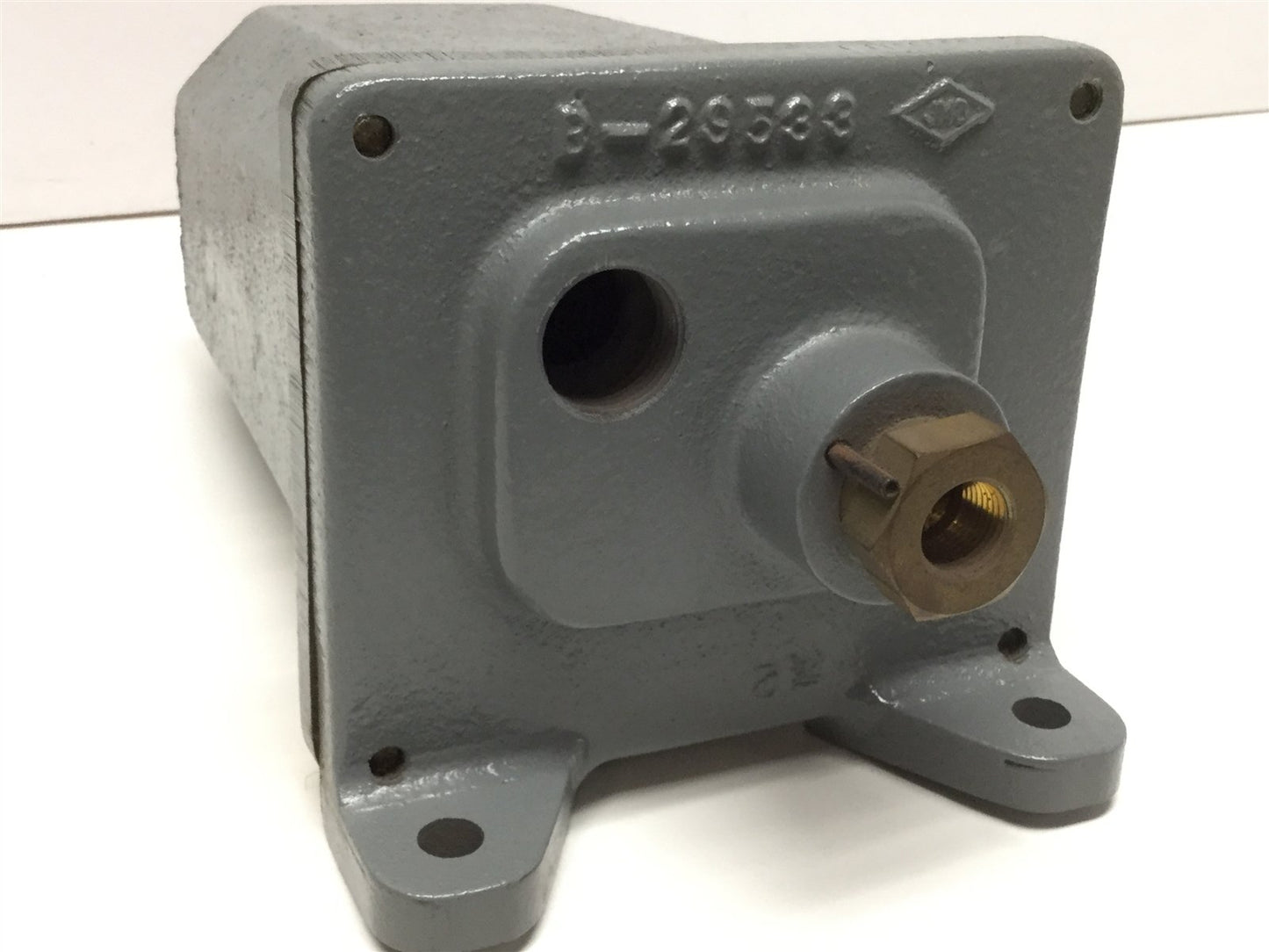 New – Open box Allen Bradley 836T-T254E / T254J Pressure Control Switch 10-55psi 600V, 600 psi