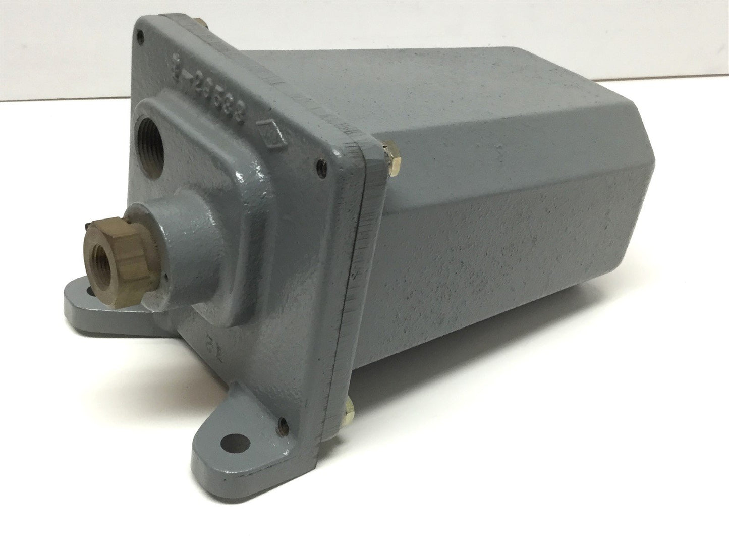 New – Open box Allen Bradley 836T-T254E / T254J Pressure Control Switch 10-55psi 600V, 600 psi