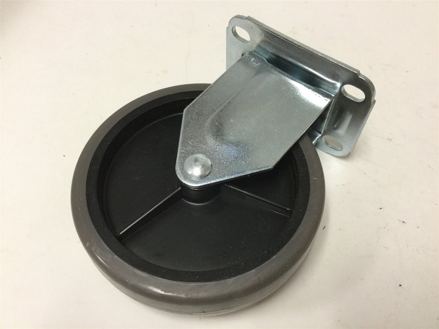 New Lot of 4 New Casters, 2x Swivel and 2x Rigid, Wheel Diameter: 4.925" (125mm)