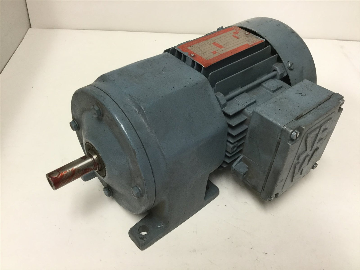 Used Sew Eurodrive R302DT71D-4 AC Motor, Voltage: 550V, Shaft Diameter: 16mm