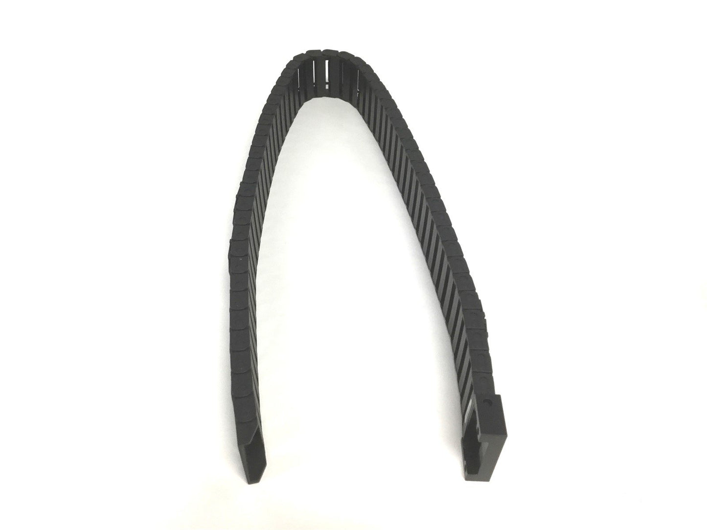 Used Igus 07-50-028 Energy Chain Bend Radius: 28mm (R28), Length: 44", In-Width: 50mm