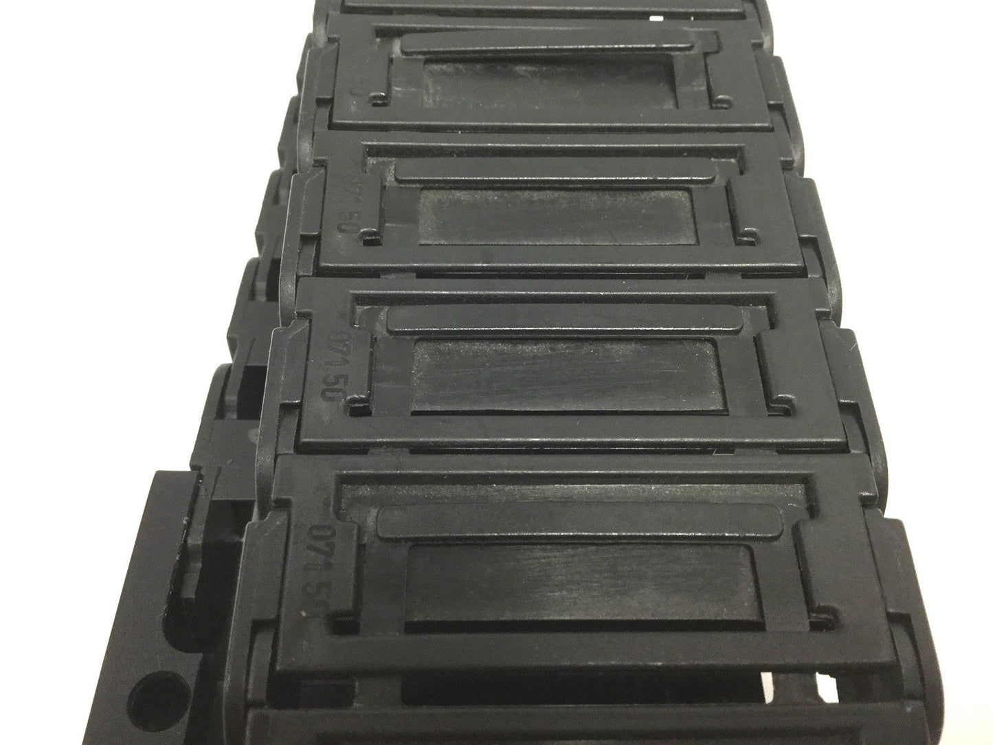 Used Igus 07-50-028 Energy Chain Bend Radius: 28mm (R28), Length: 41", In-Width: 50mm