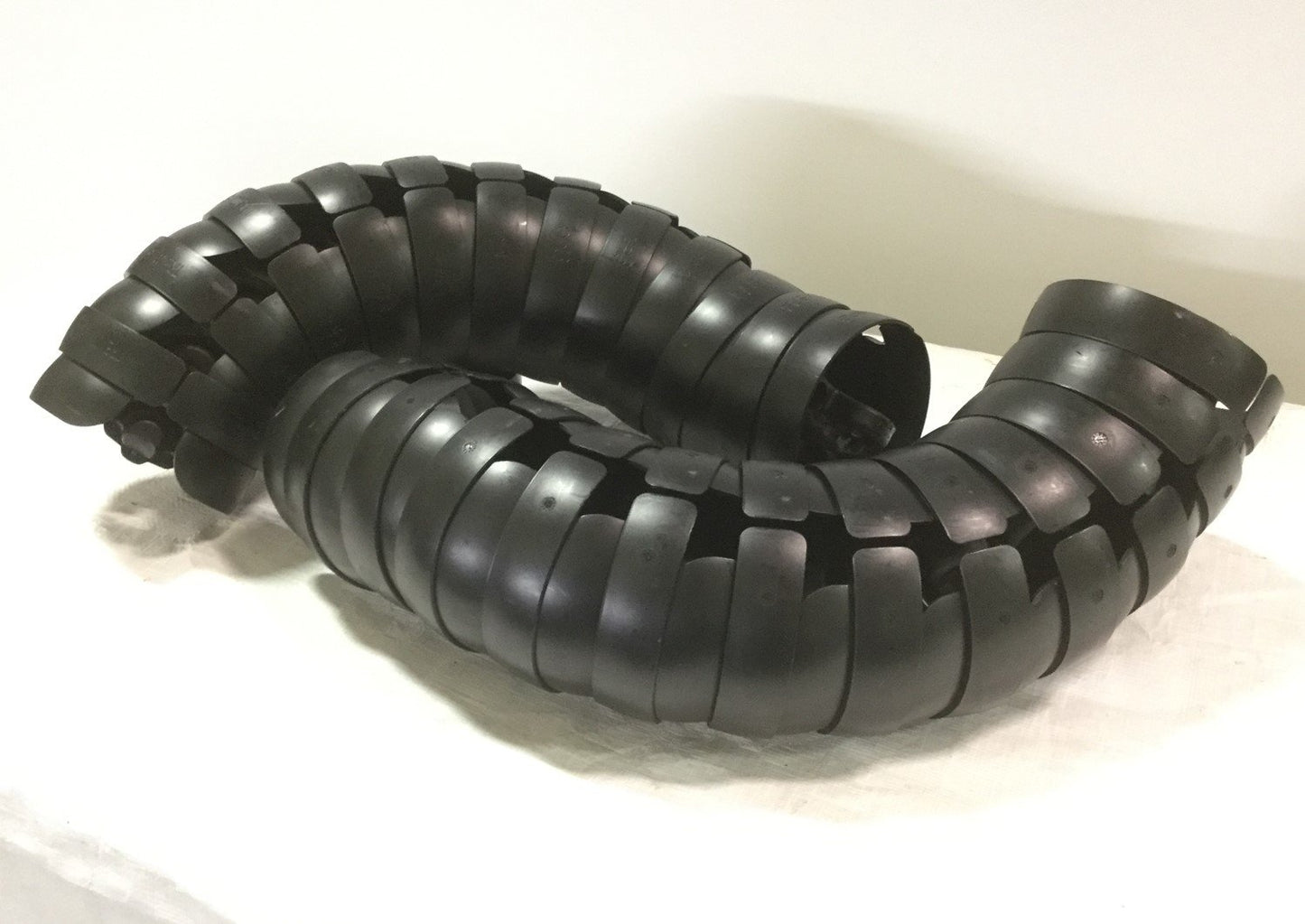 New – Open box Lot of 2- IGUS TRE.100.145 TriFlex R EZ E-Chain 3D Multi-Axis 4.25"ø Length: 16"