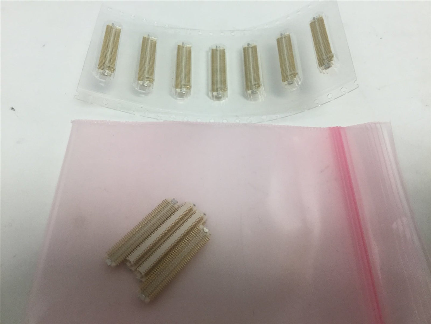 Used Lot of 11 Hirose Electric H5208CT Connector Receptacle 80 Position Surface Mount