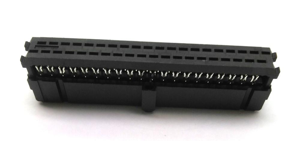 New Lot of 25 New AMP 746285-9 2 Row 40 Pin Receptacle /w Cover .1" Gold Plated Pins