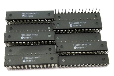 New Lot of 10 New Microchip Technology PIC16C62A-04/SP 8-bit Microcontrollers