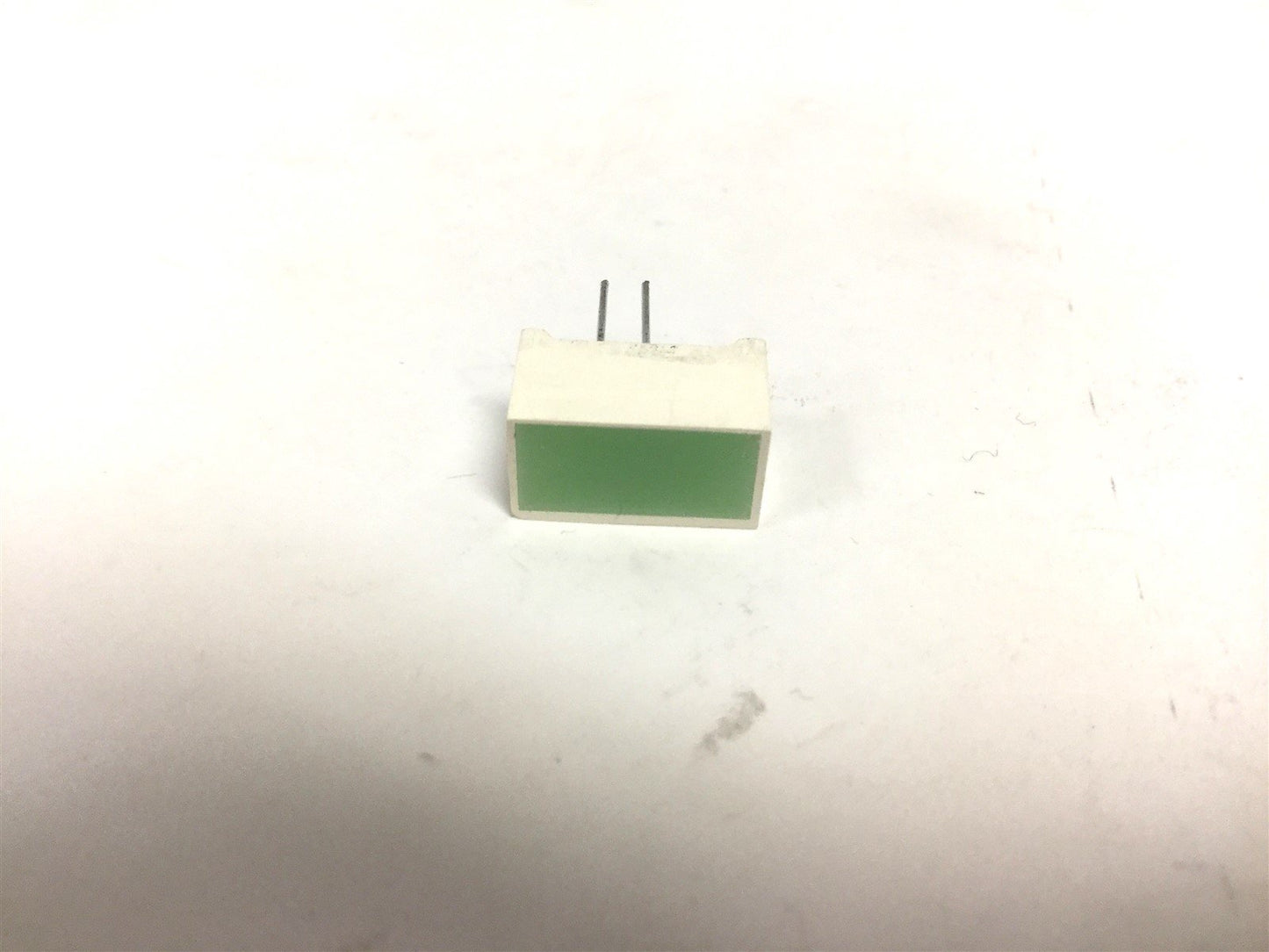 New Lot of 34 New Para Light B-1408G-2 Light Bar Reverse Voltage: 5 V, Power: 75 mW