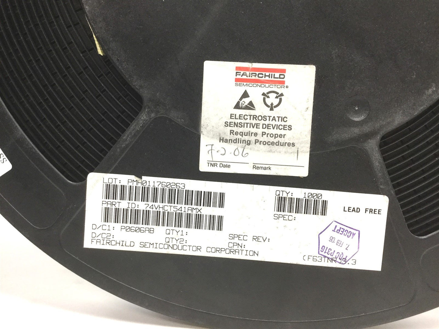 New Lot of 1000 Fairchild Semiconductor 74VHCT541AMX IC Buffer, Non Inverting, 8-Bit