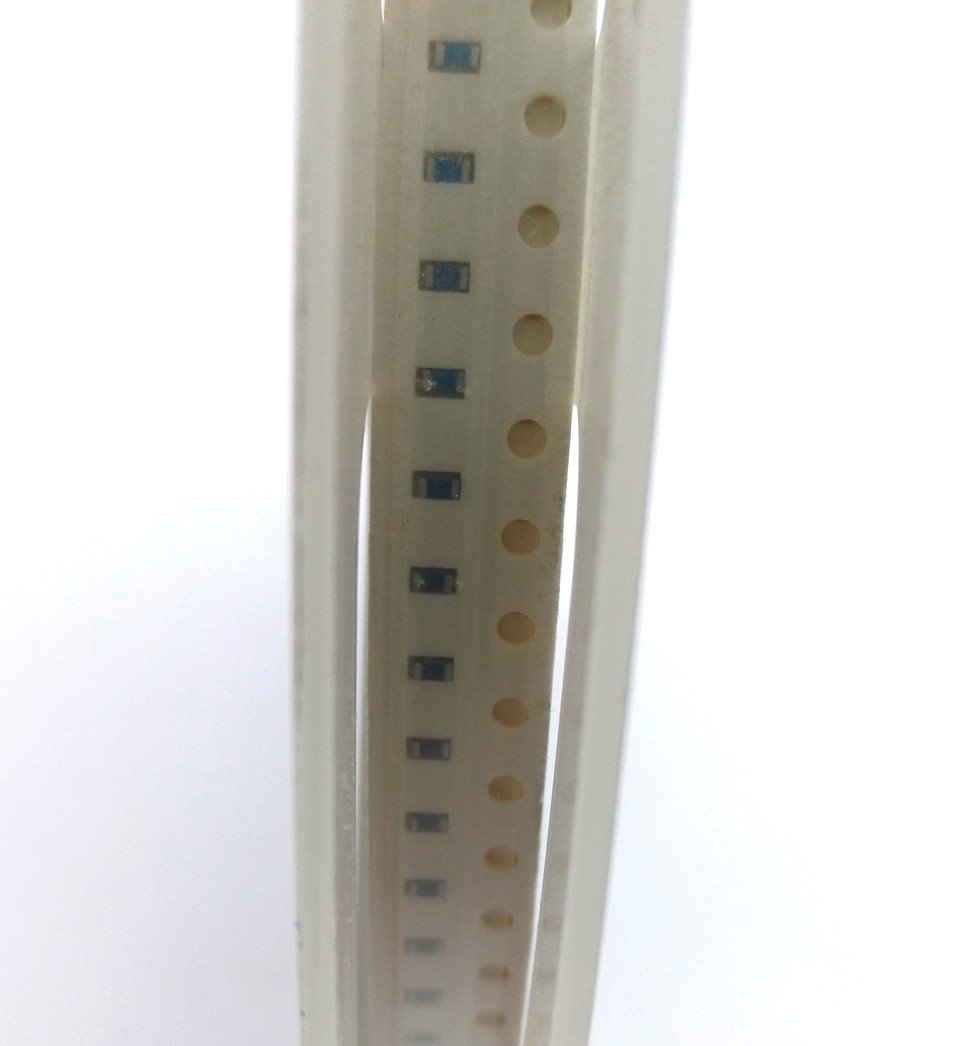 New Lot of 5000 New KOA Speer RK73H2AT2673F Thick Film Resistor, .125W ±1% 267k Ohm