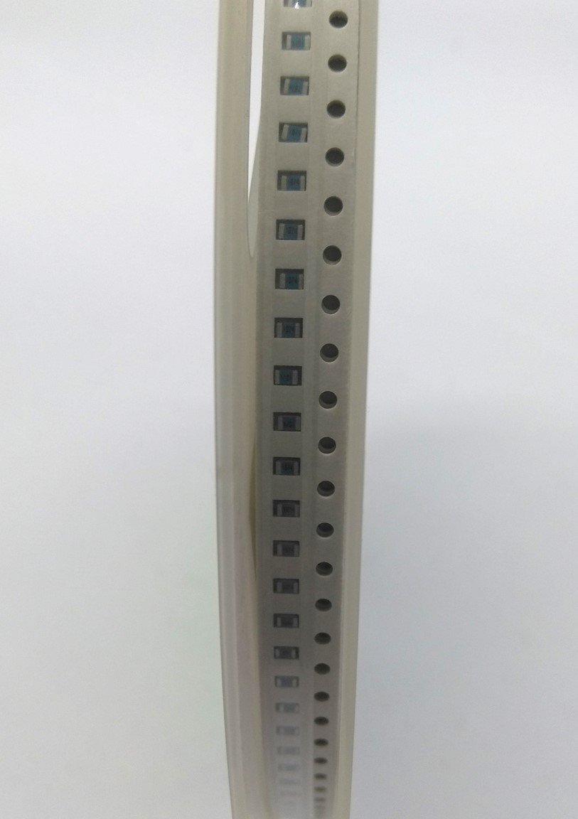 New Lot of 4000 KOA Speer RK73H2AT1074F Thick Film Resistor .125W ±1% 1.07m Ohm 150V