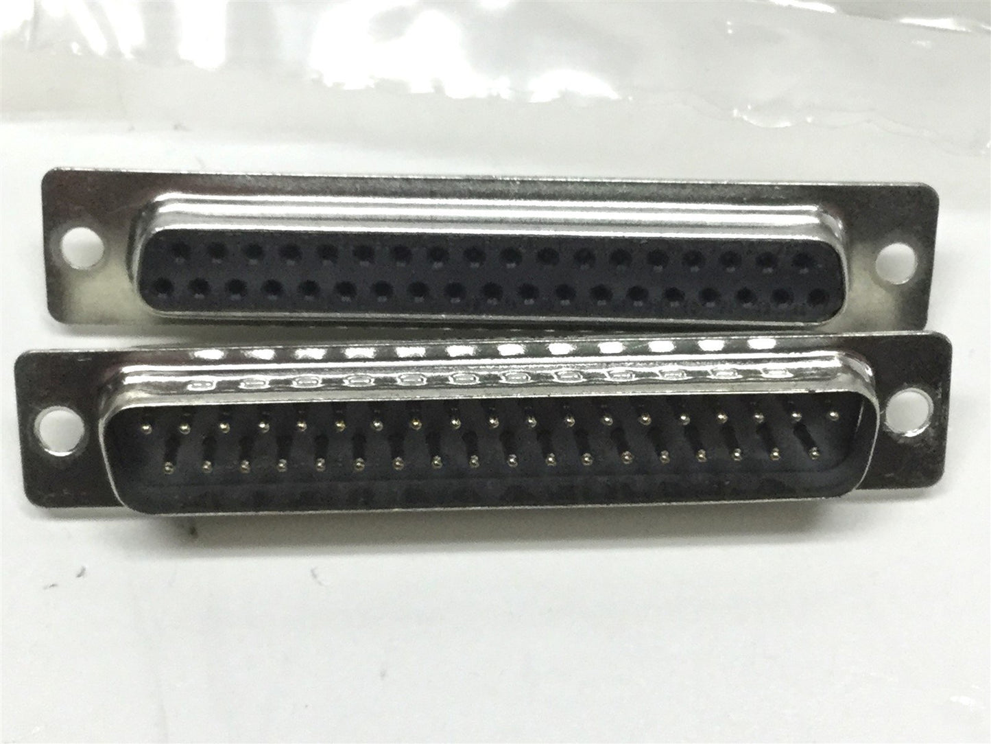 New Lot of 2 FCT Electronic FKC4GAE D-Sub Backshell, Straight w/ M&F DB37 Connectors