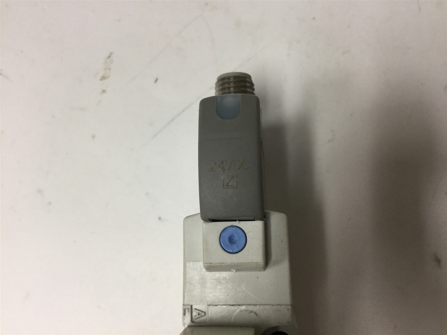 Used SMC SY7120-5WOZ-N11T Solenoid Valve, 2-Position 5-Ports, Voltage: 24VDC