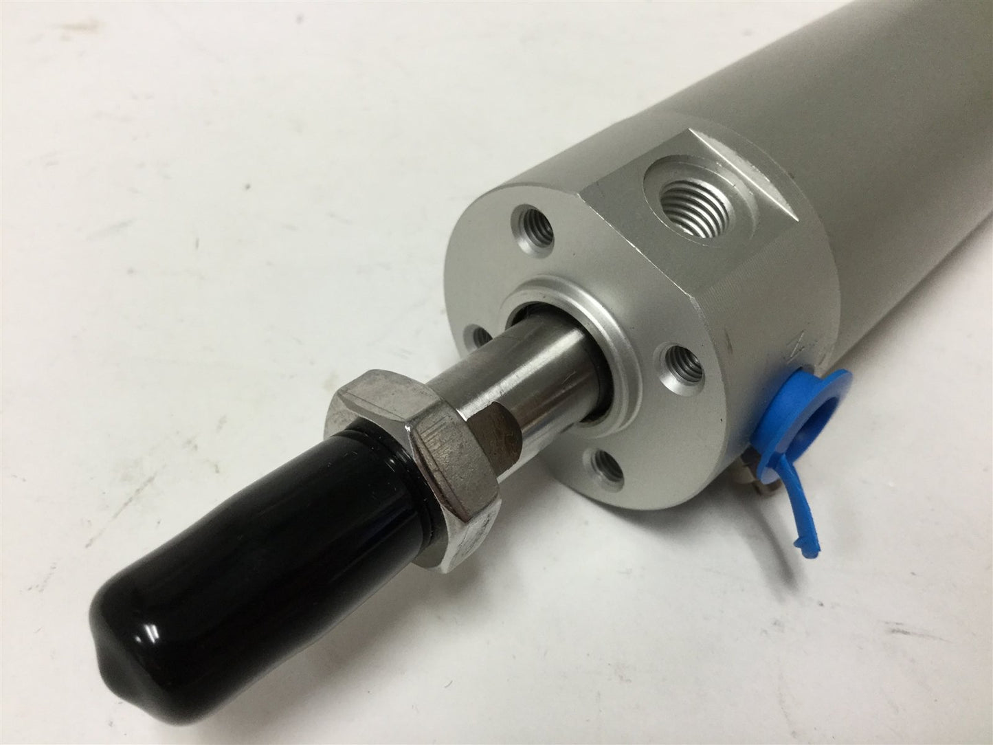 New SMC NCGUA32-0500-XC6 Pneumatic Cylinder, Bore: 1.25", Stroke: 5", 145psi Max