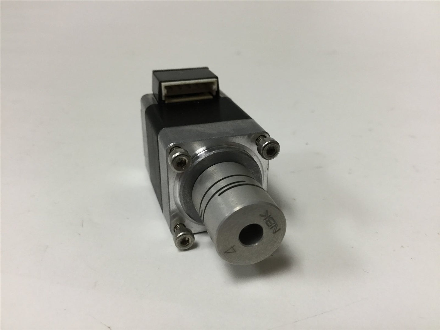 Used Oriental Motor Vexta PK513PB 5-Phase Stepper Motor, Double Shaft Diameter: 4mm