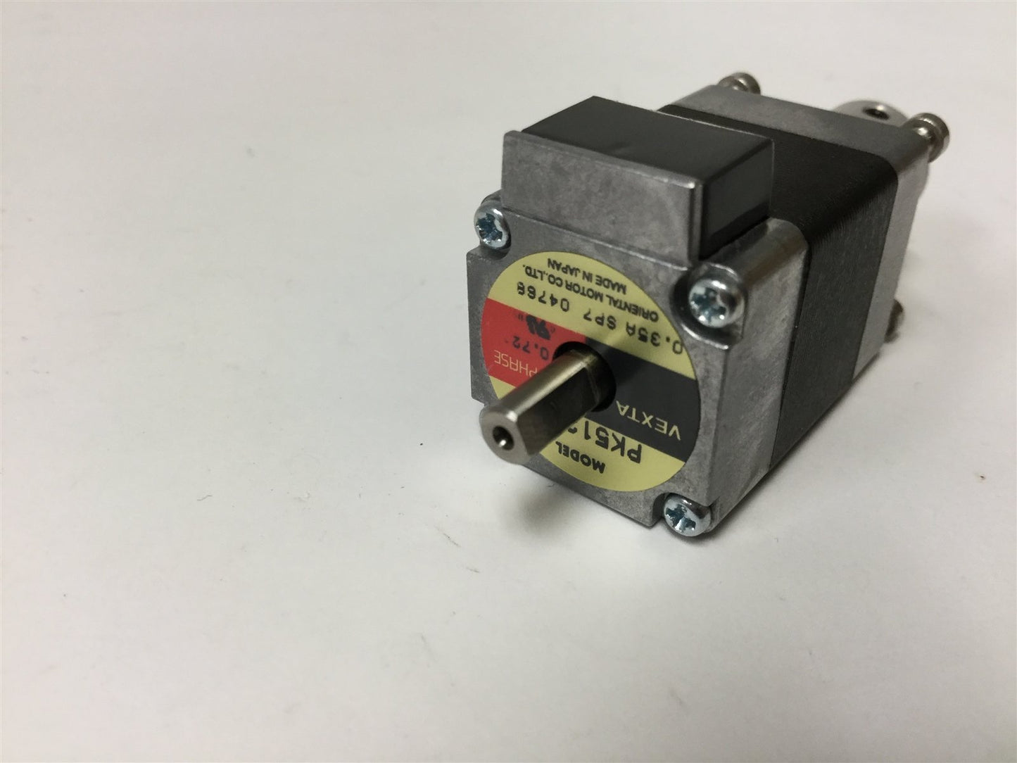 Used Oriental Motor Vexta PK513PB 5-Phase Stepper Motor, Double Shaft Diameter: 4mm