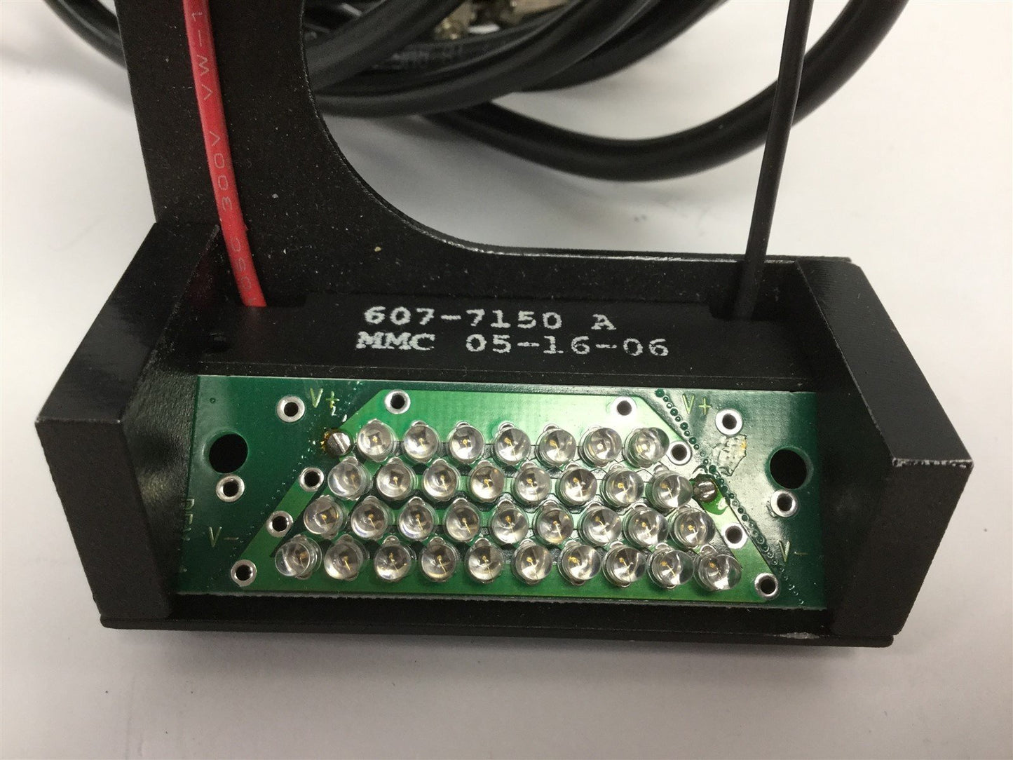 Used PPT Vision 607-7150 Rev A Remote LED 661-0366-H Voltage: 12VDC 5-Pin Cable