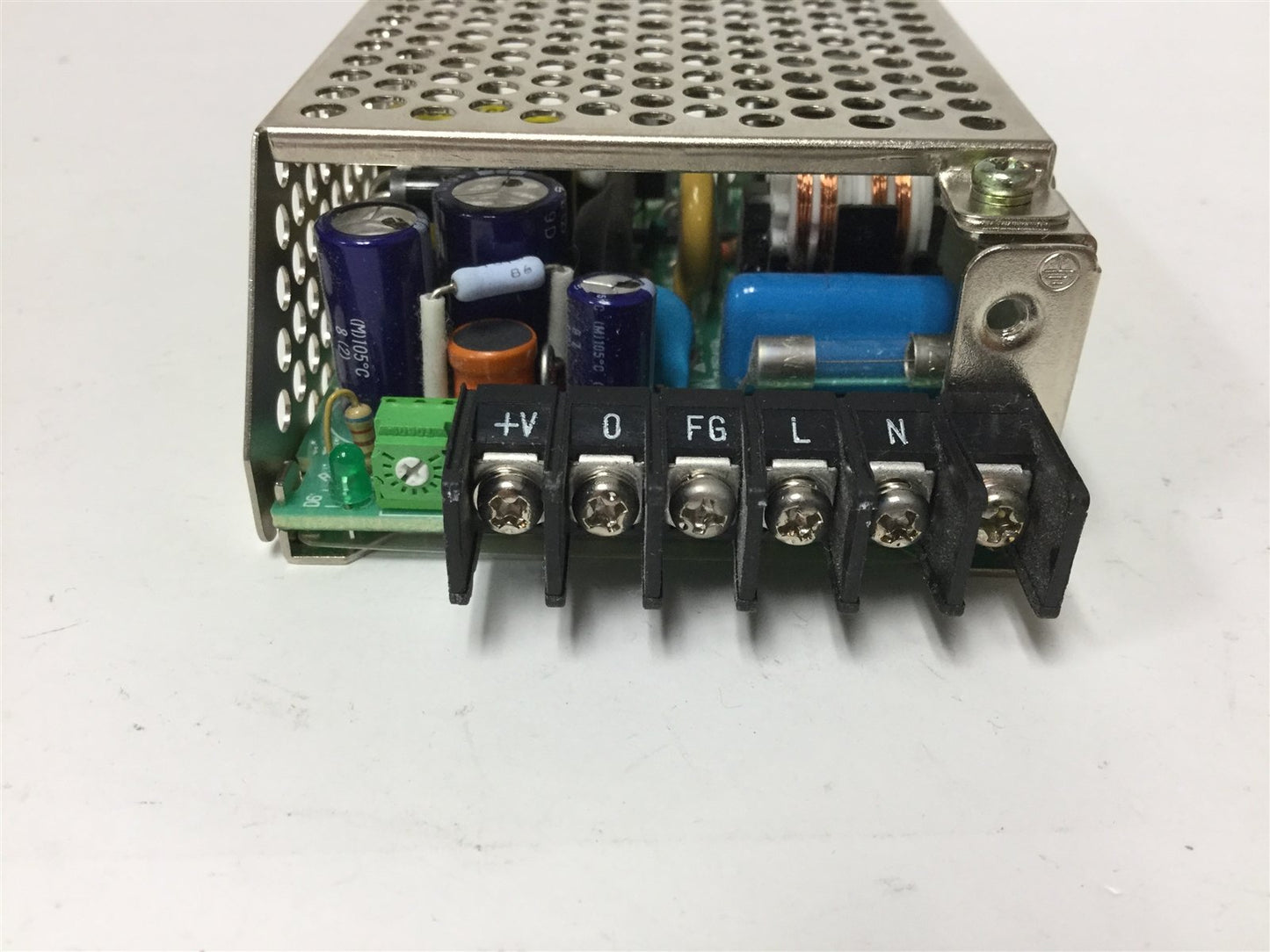 Used Volgen SX15U-05S Power Supply, Input: 100/120VAC 0.33A 50/60Hz, Output: 5VDC 3A