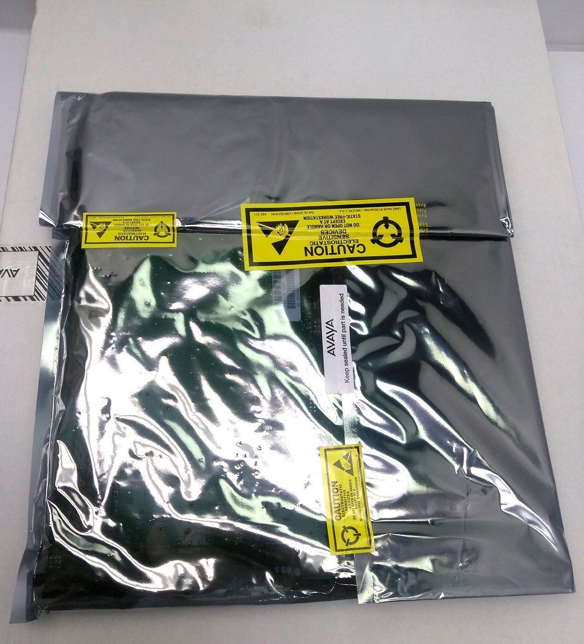 New Octel 300-6054-001 Loopstart Telephone Line Interface Card, 16-Port, DLIC16