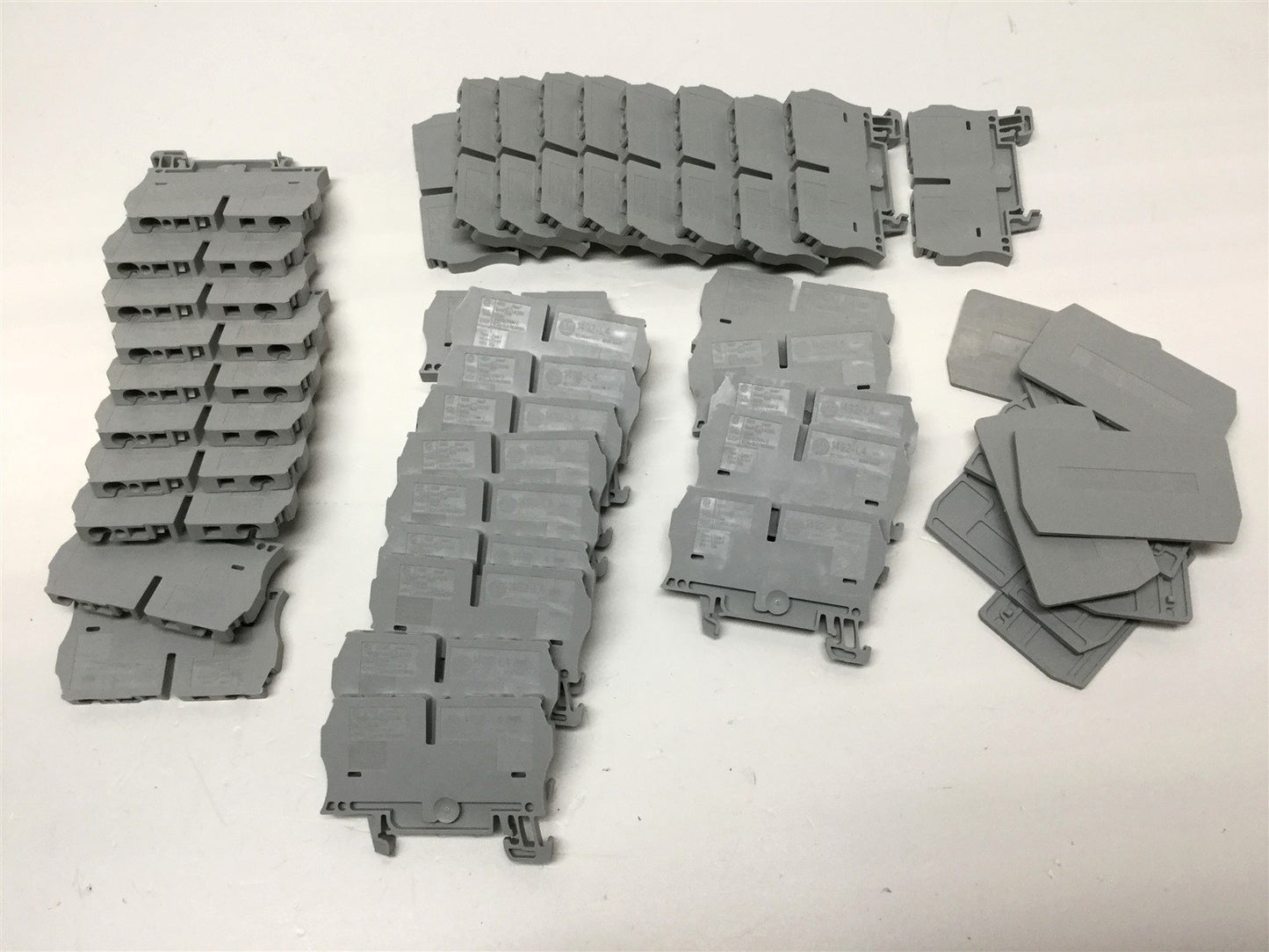 Used Lot of 35 AB Allen Bradley 1492-L4 Spring Clamp Screwless Terminal Blocks, Gray