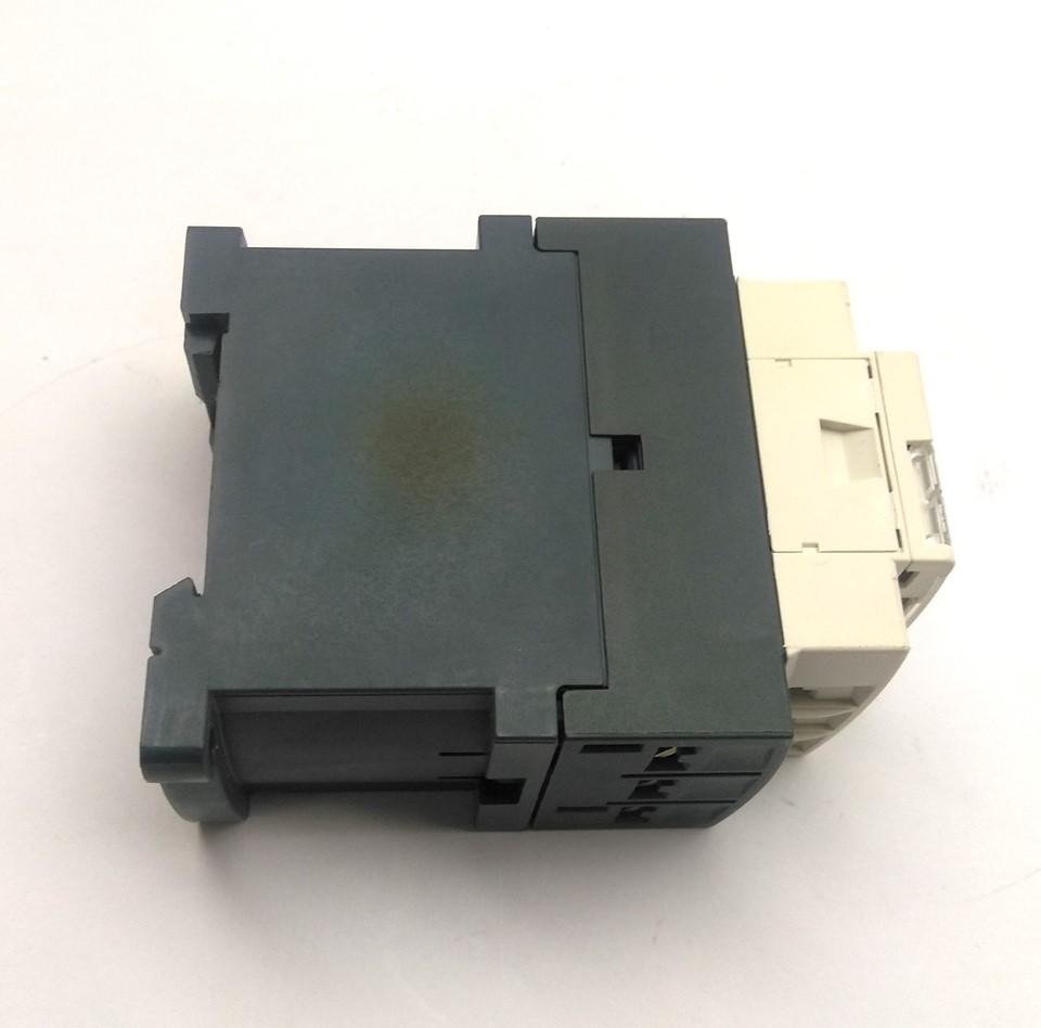 Used Square D LC1D09BD Contactor, 3-Pole N.O., 9A, 600V 7.5HP, Coil: 24VDC