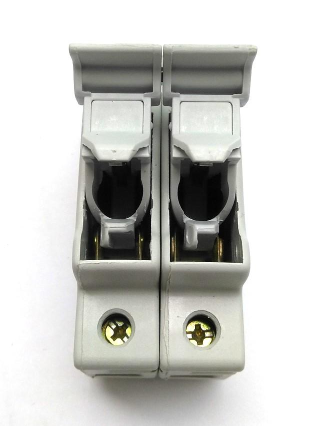 Used Lot of 2 Bussmann CHM2DI Fuse Holders 2 Pole Fuse 10x38 13/32 x 1 1/2" 30A 600V