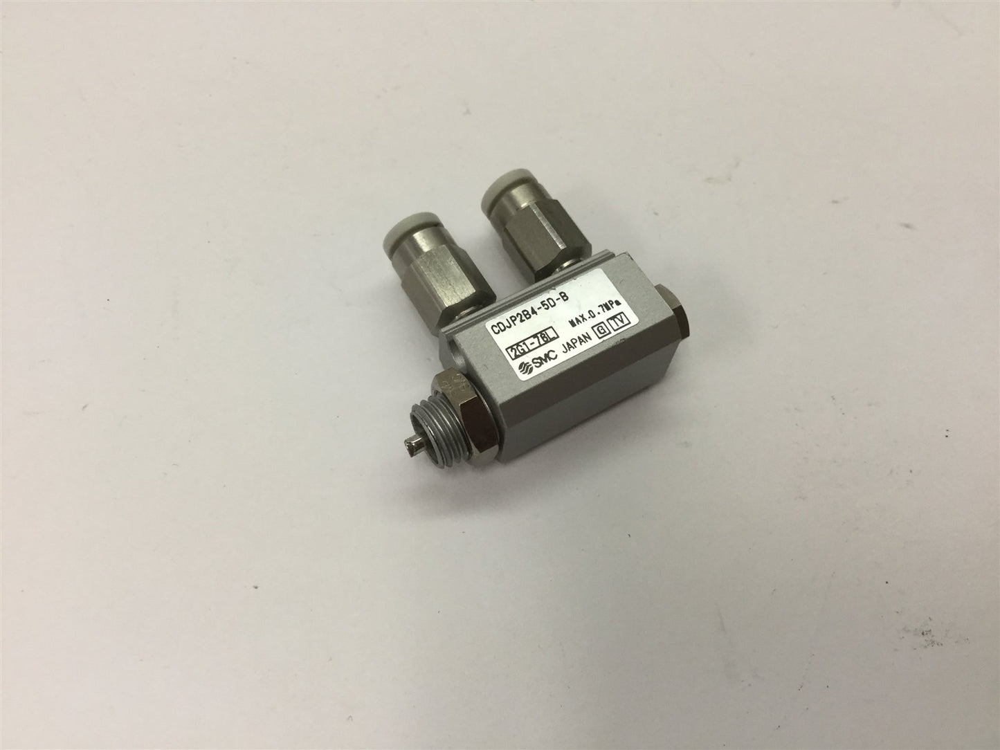 Used SMC CDJP2B4-5D-B Pin Cylinder, Bore: 4mm, Stroke: 5mm, Pressure: 0.7MPa Max