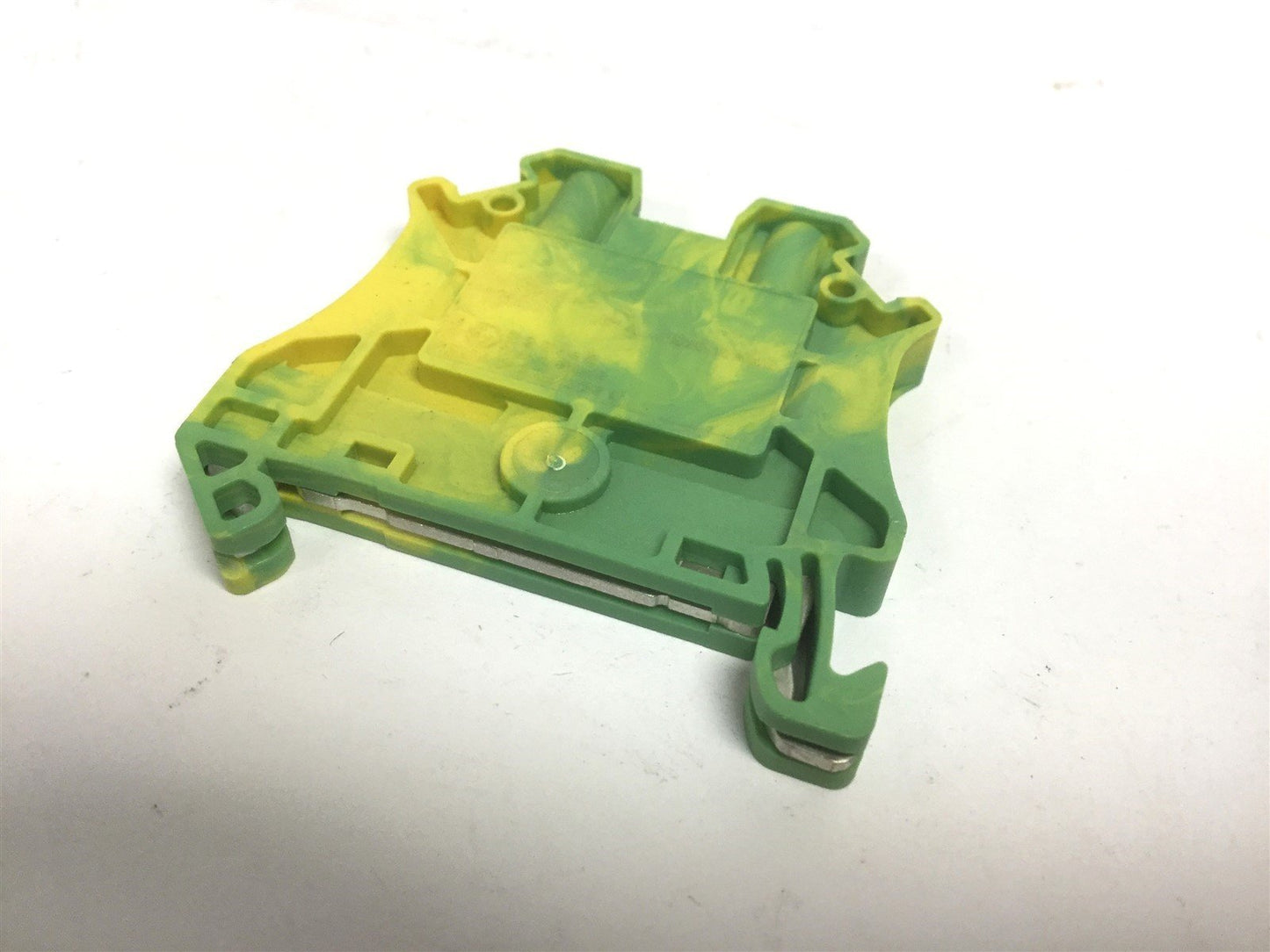 Used Lot of 3 Eaton Cutler Hammer UT 4-PE Din Rail Mount Terminal Blocks Grounded