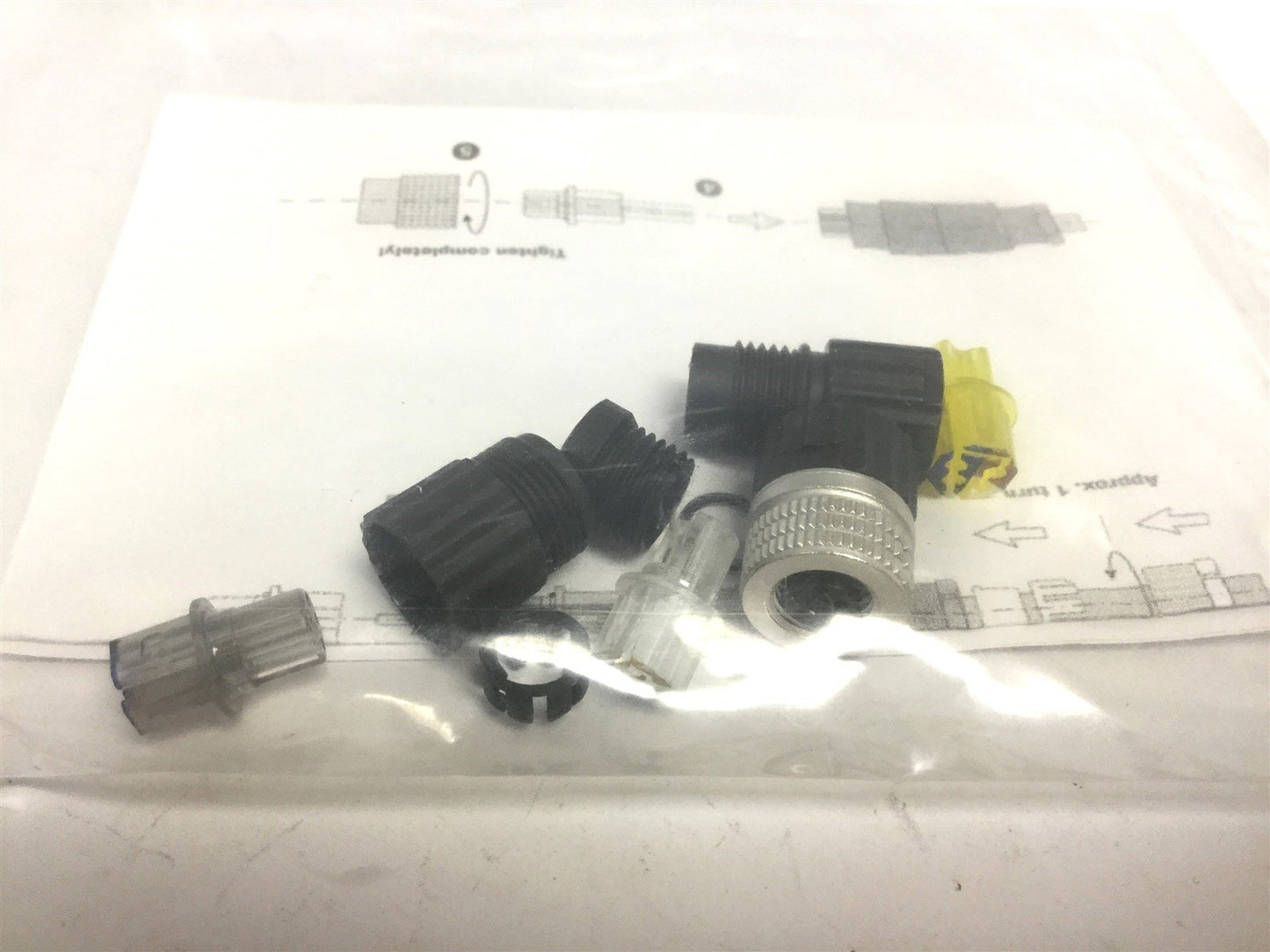 New Lot of 2 New Mencom Corporation NAN-T-4FP-FW Field Wireable Sensor Plug