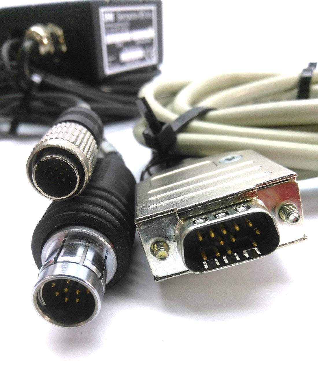 Used LMI SLS7000 Laser Triangulation Sensor System, 1mW, 675nm, 1mm Range, 110/230VAC