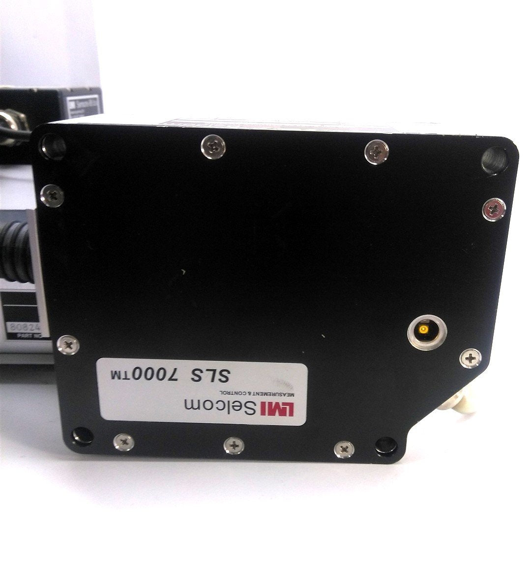 Used LMI SLS7000 Laser Triangulation Sensor System, 1mW, 675nm, 1mm Range, 110/230VAC