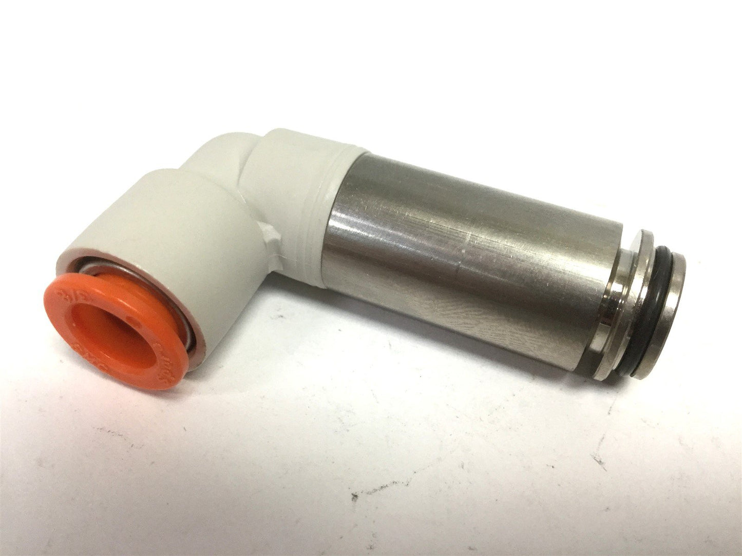 New – Open box Lot of 8 New SMC KQ2L11-14-X225 Solenoid Valve Fittings, Ports: 3/8" Tube