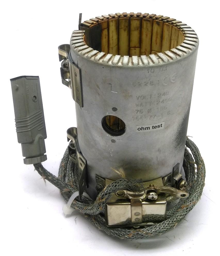 Used 166577-1 Barrel Heater, 3" ID, 4 3/4" OD, 6" Long, 3-Pole Plug, 2400W 240V