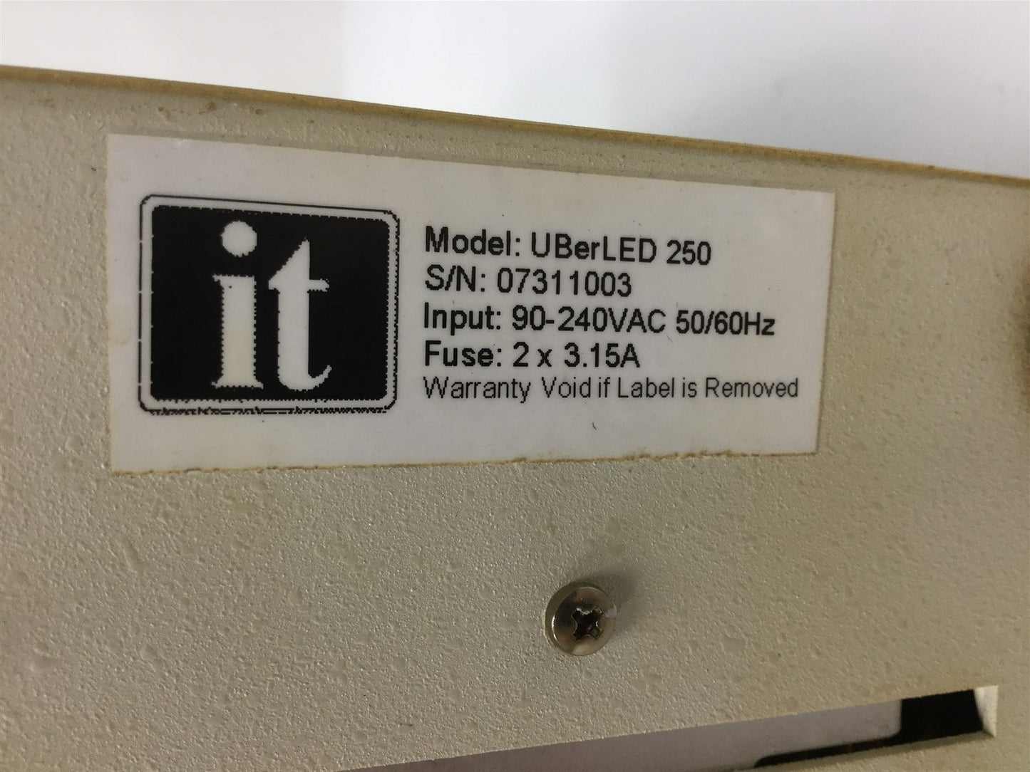 Used Illumination Technologies UBerLED 250 LED RED Light Source, Input: 90-240VAC