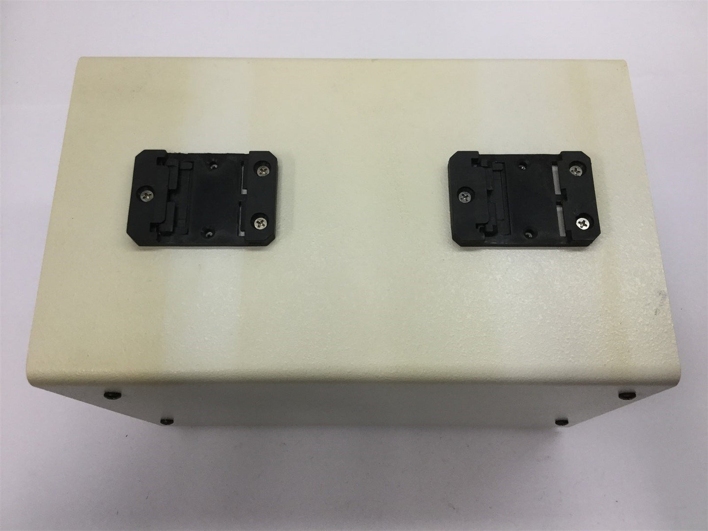 Used Illumination Technologies UBerLED 250 LED RED Light Source, Input: 90-240VAC