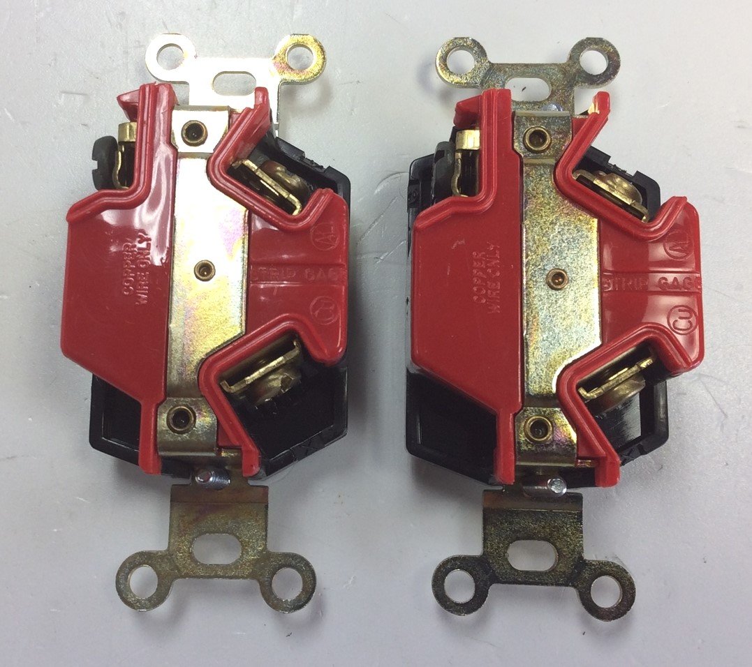 New – Open box Lot of 2 Eagle WC596/81-1 Twist Lock Receptacle NEMA L6-20 20A 250V 2P 3W UL