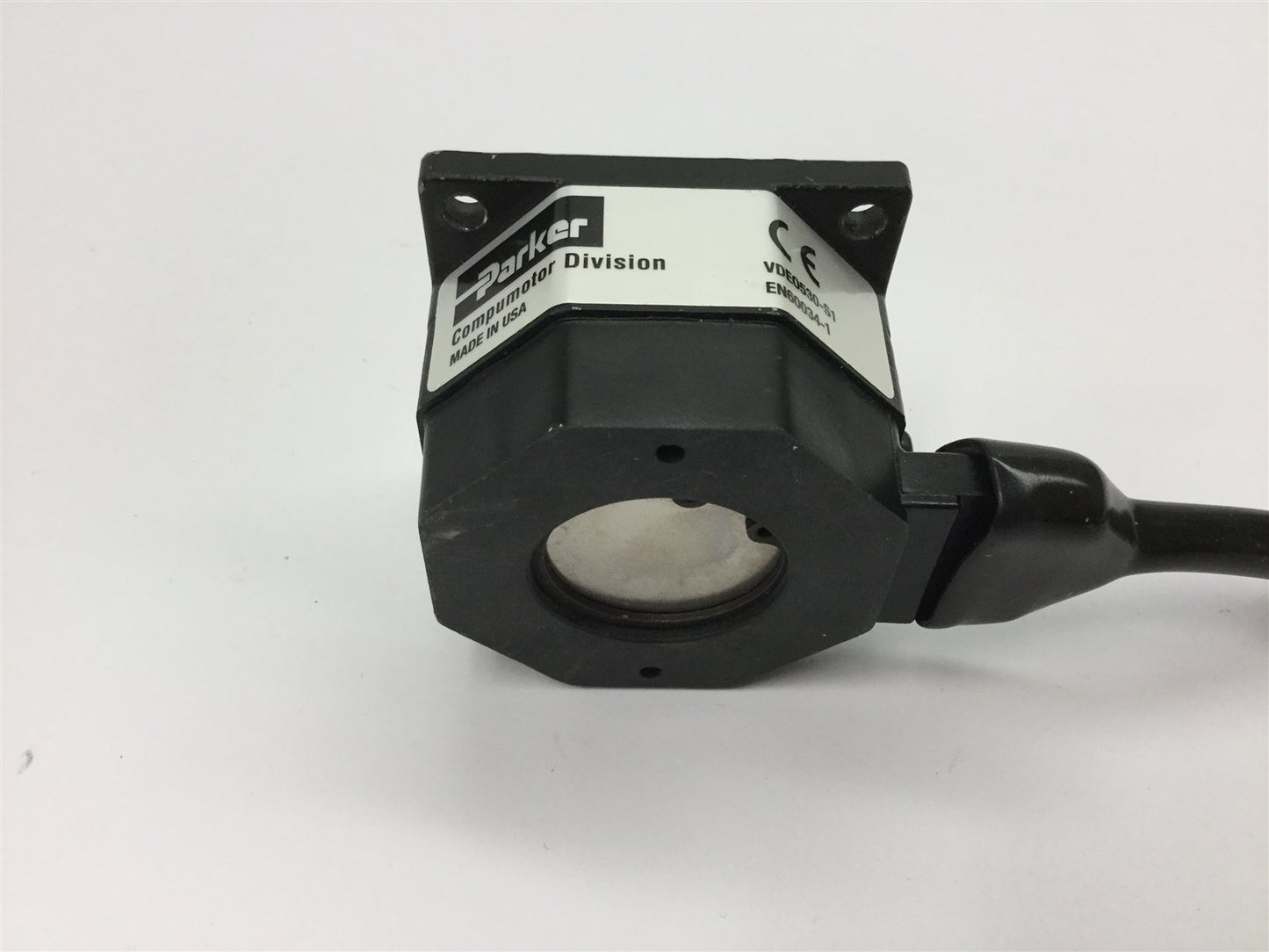 Used Parker OS2HB-SNFLY Step Motor, Shaft: 1/4", Speed: 1500 RPM, NEMA 23 Mounting
