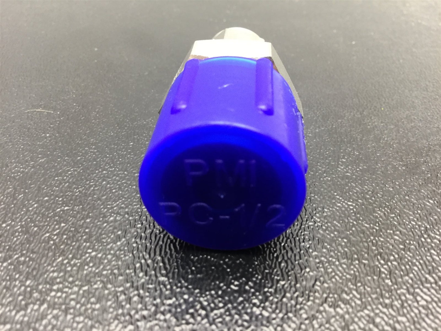 New Lot of 2 New Parker 316 Stainless Steel 1/2" NPT 1/4" Tube Compression Adapter