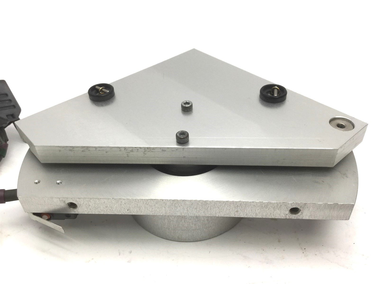 Used GSI Lumonics LX-100 Laser Adjustable Mirror Aperture, Mirror Diameter: 13.5mm