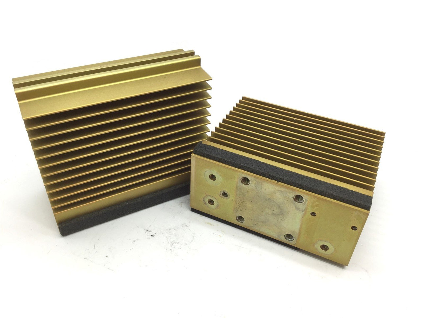 Used Lot of 2 Aluminum Semiconductor Style Heat Sinks, Finns: 22, 6" x 5" x 2.5"