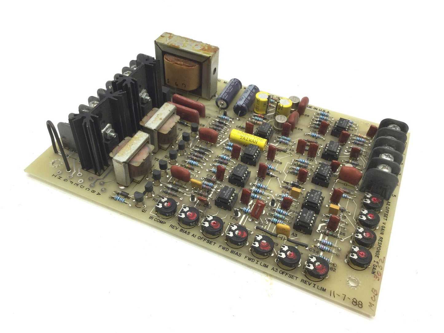 Used Accuweb MCB3052 DC Motor Control Board Dimensions: 8 "x 5.5"
