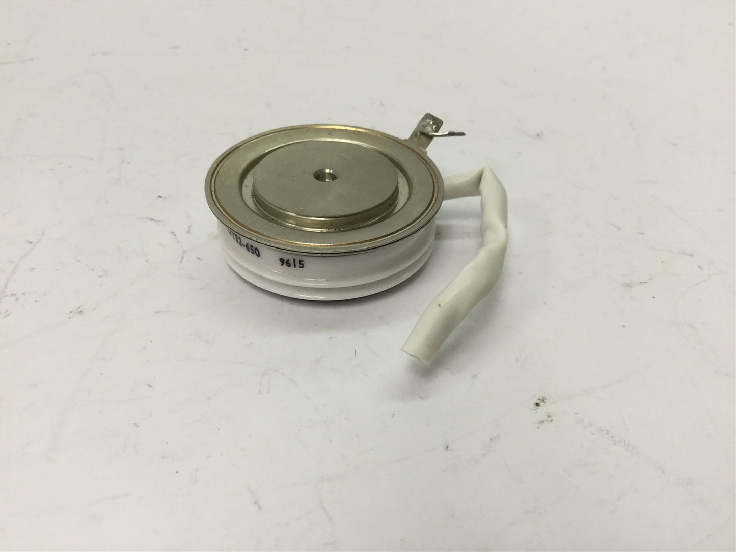 Used Dynex Rivett DT52-650 Power Transistor, Diameter 1.64" x Height 0.58"