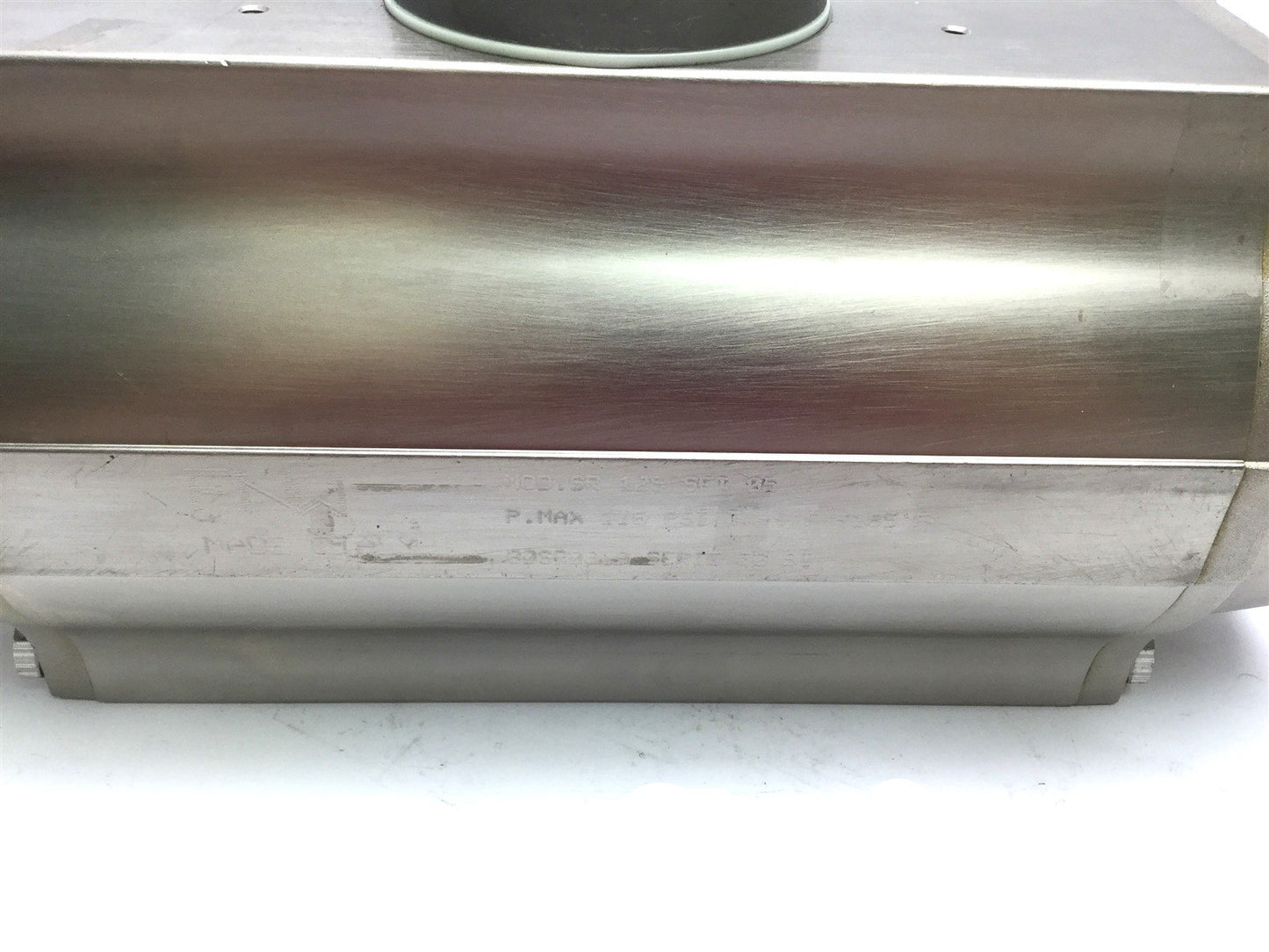 Used FNQ SR 125 SFT 05 Rack and Pinion Rotary Actuator, Ports: 1/4 NPT, Max: 115 PSIG