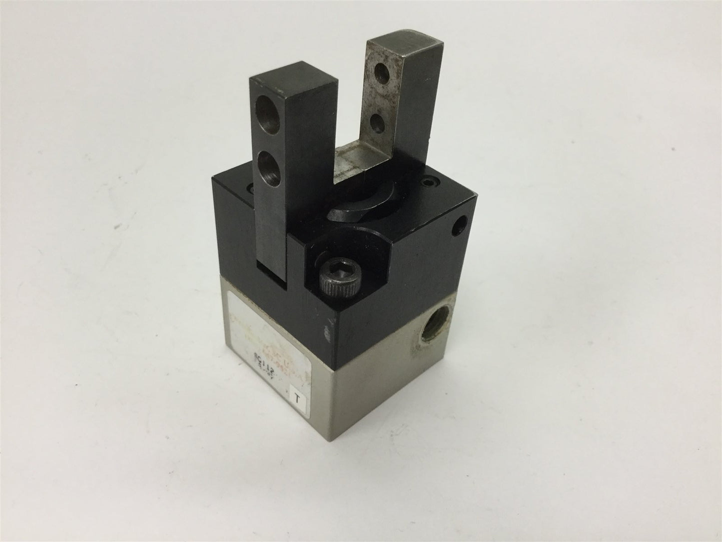 Used Compact Automation SG112 Angular Gripper, 2-Jaw, Bore: 1.125", Ports: 1/8" NPT