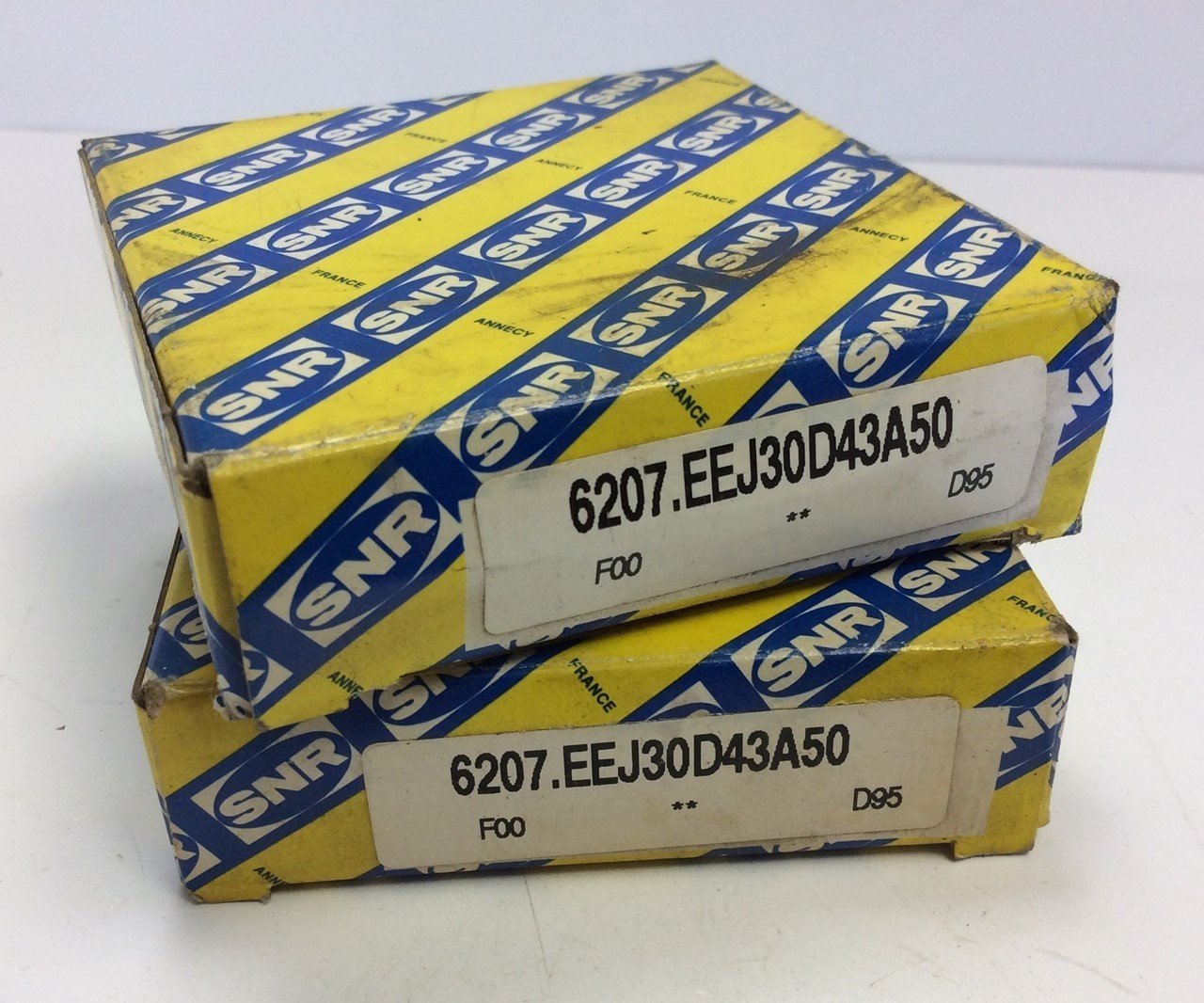 New Lot of 2 SNR 6207.EEJ30D43 / 6207J30D43 Bearings 35mm Bore, 72mm OD, 17mm Width