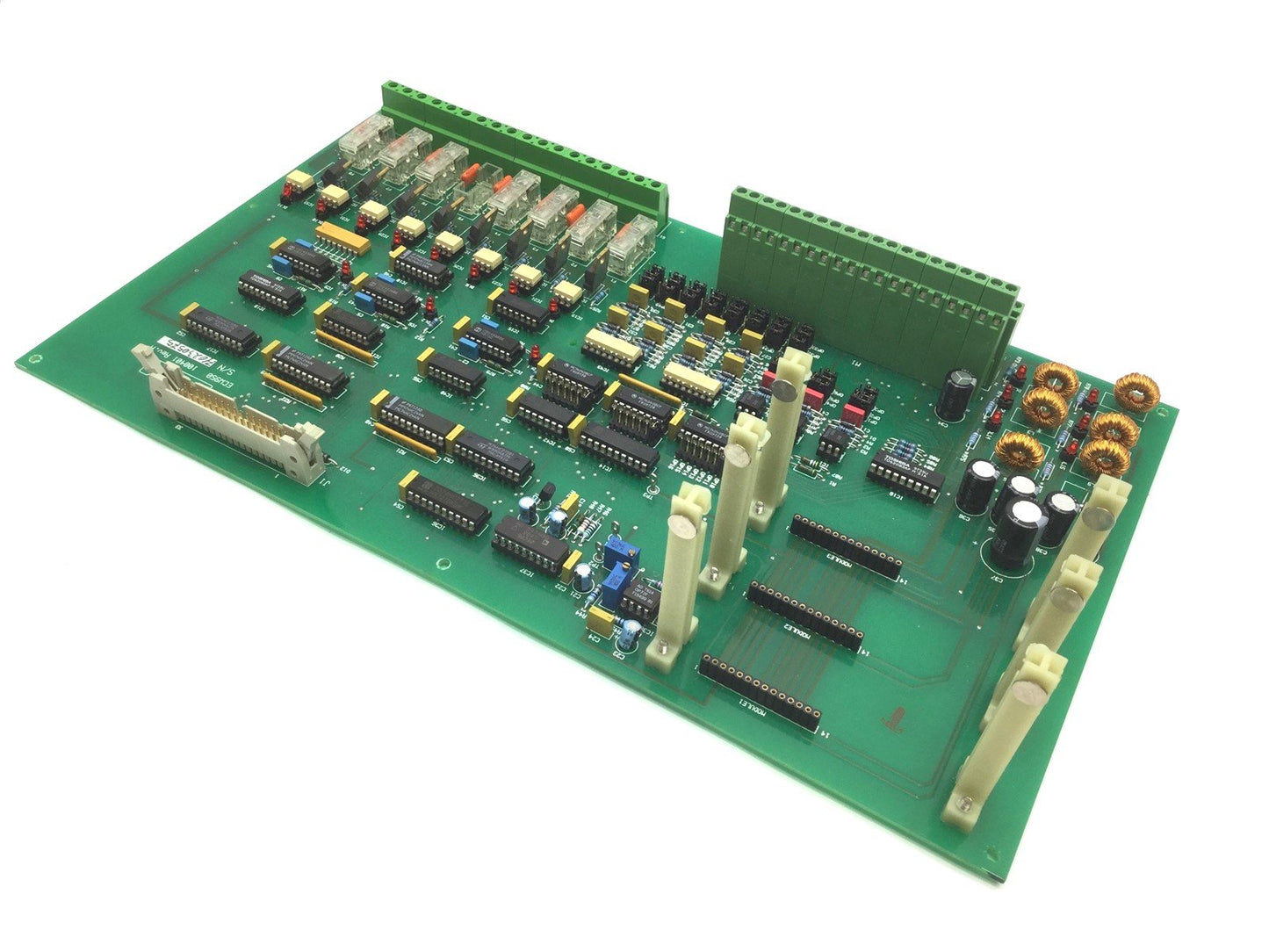 Used Thermo Ramsey ECW950 100401 Distribution Circuit Control Board 78 Screw Terminal