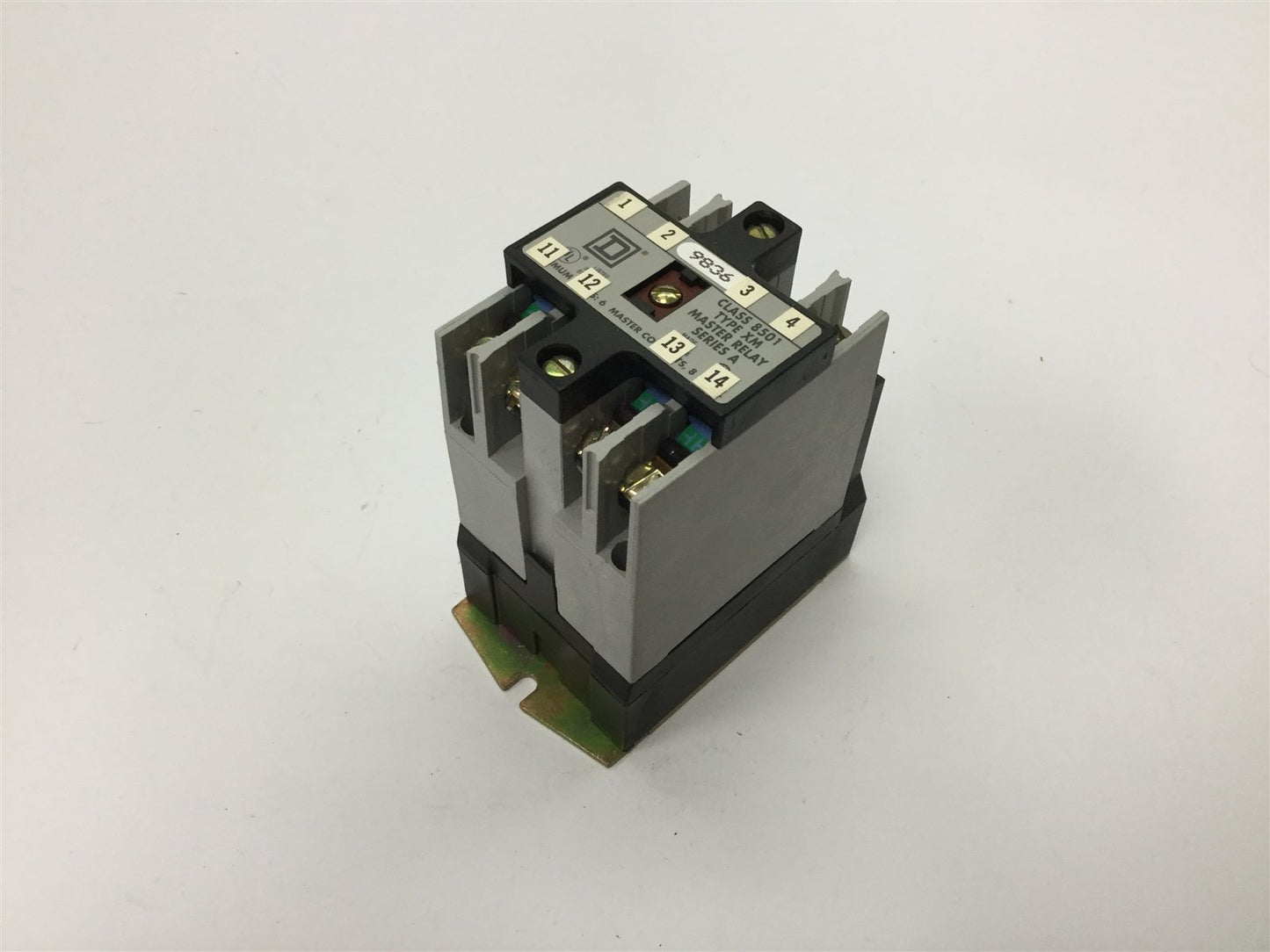Used Square D 8501 XMO-40 Industrial Control Relay, 4-Pole, Coil: 110/120VAC 50/60Hz