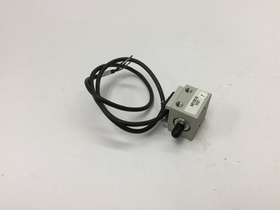 Used Compact AB12X18 Pneumatic Cylinder, Bore: 1/2", Stroke: 1/8", 10-32 Ports